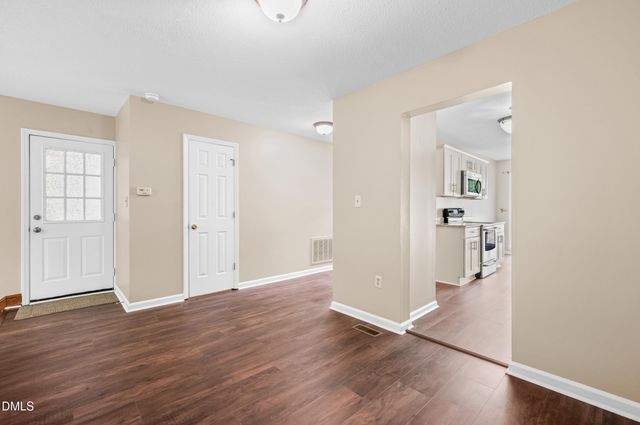 109 Mallard Court, Chapel Hill, NC 27517