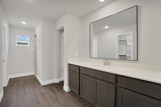 312 Colby Drive, Hillsboro, TX 76645