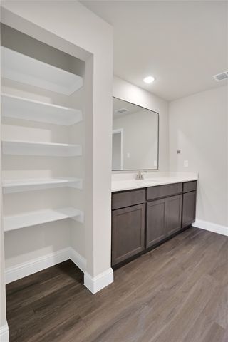 312 Colby Drive, Hillsboro, TX 76645