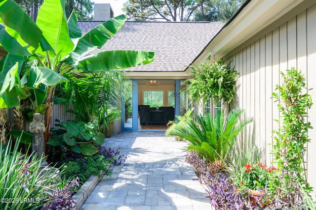 25 Towhee Road, Hilton Head Island, SC 29926