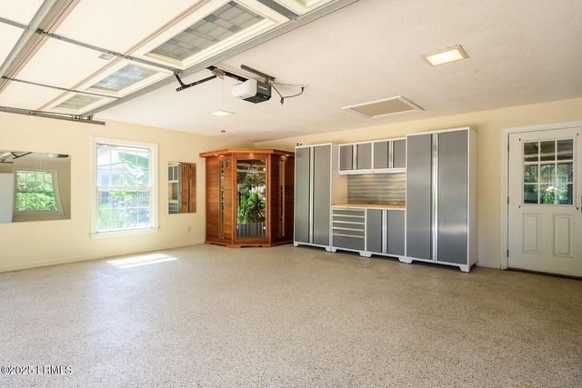 25 Towhee Road, Hilton Head Island, SC 29926