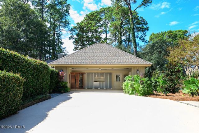 25 Towhee Road, Hilton Head Island, SC 29926