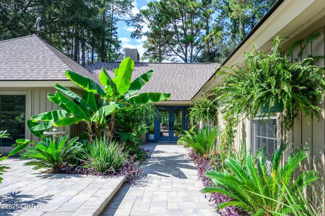25 Towhee Road, Hilton Head Island, SC 29926