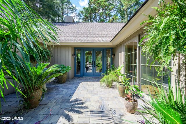 25 Towhee Road, Hilton Head Island, SC 29926