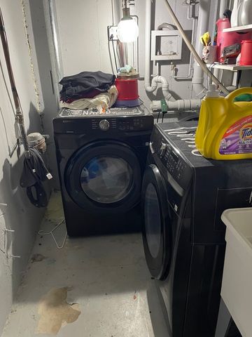 553 Alton Court, Carol Stream, IL 60188