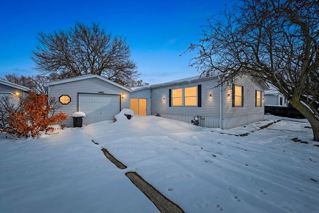 36 Maple Ridge Drive, Manteno, IL 60950