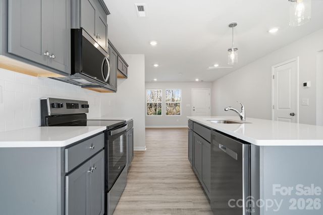 935 Wallace Street, Statesville, NC 28677