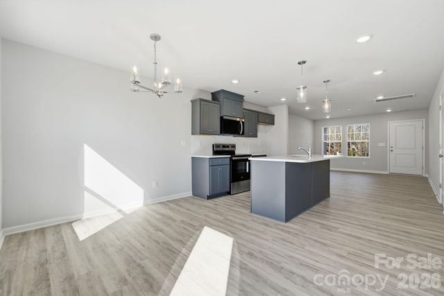 935 Wallace Street, Statesville, NC 28677