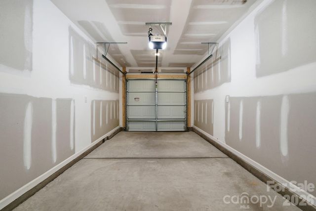 935 Wallace Street, Statesville, NC 28677