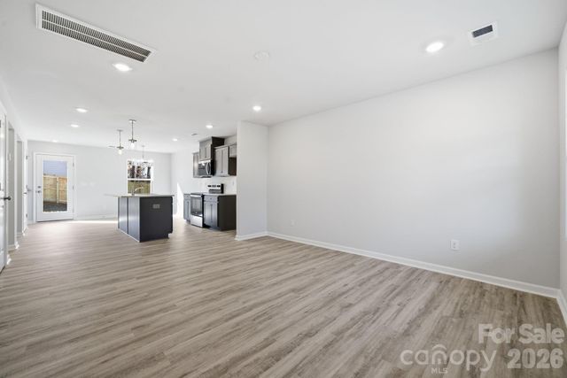 935 Wallace Street, Statesville, NC 28677