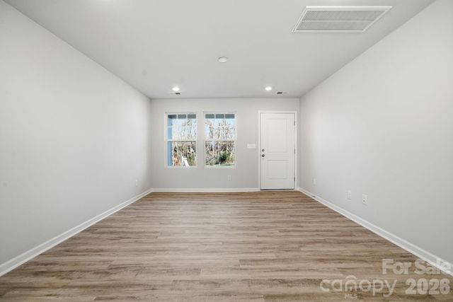 935 Wallace Street, Statesville, NC 28677