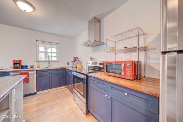 6533 Dahlia Drive, Panama City, FL 32404