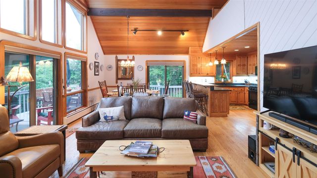99 Johnson Loop, Ludlow, VT 05149