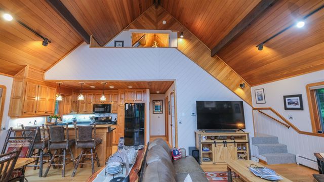99 Johnson Loop, Ludlow, VT 05149