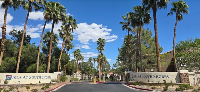 2121 Sealion Drive 205, Las Vegas, NV 89128