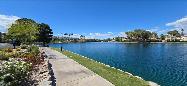 2121 Sealion Drive 205, Las Vegas, NV 89128