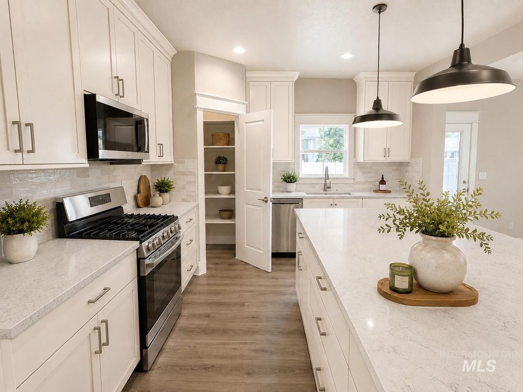 11663 W Endsley Ln, Star, ID 83669 photo 5