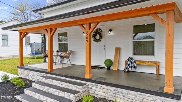 1507 N 4Th Ave, Knoxville, TN 37917