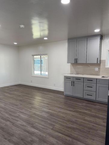 2151 Oakland, San Jose, CA 95131