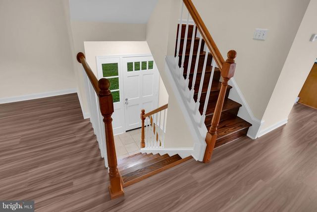 14739 GATWICK SQ, Centreville, VA 20120