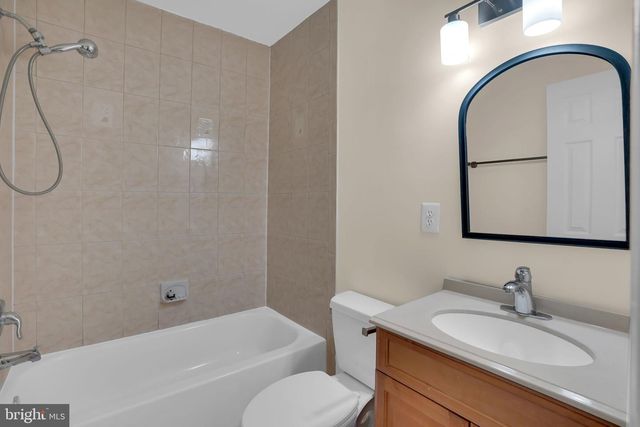 14739 GATWICK SQ, Centreville, VA 20120