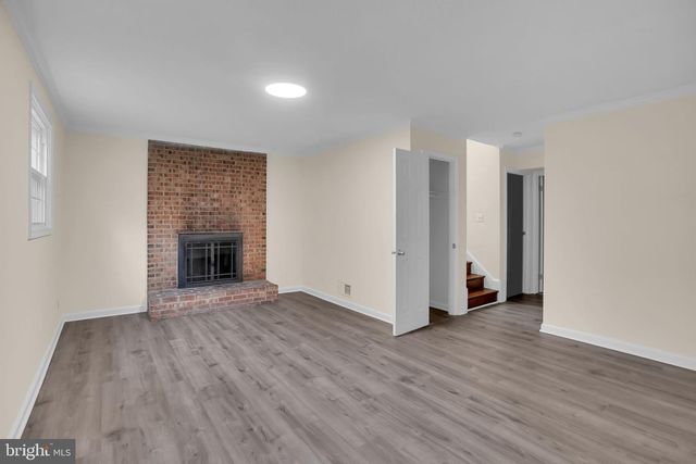 14739 GATWICK SQ, Centreville, VA 20120