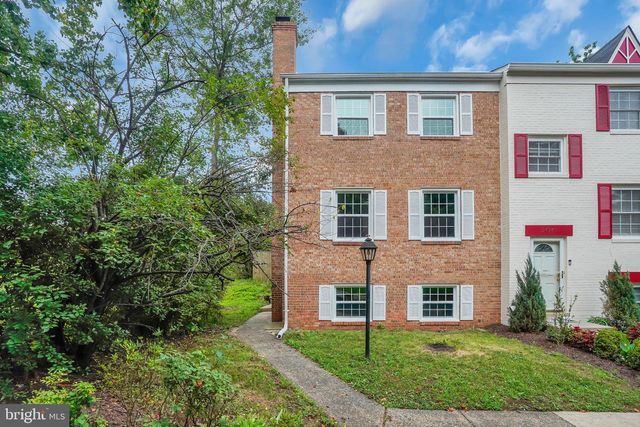 14739 GATWICK SQ, Centreville, VA 20120