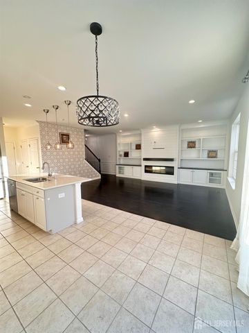 44 Begonia Lane, Monroe, NJ 08831