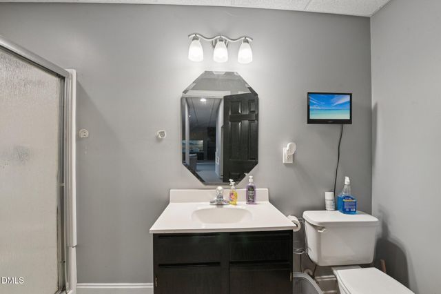 902 Birkdale Drive, Clayton, NC 27527