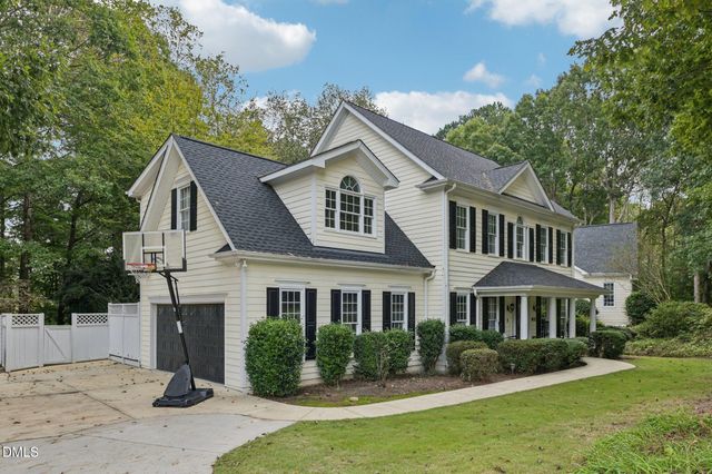 902 Birkdale Drive, Clayton, NC 27527