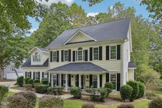 902 Birkdale Drive, Clayton, NC 27527