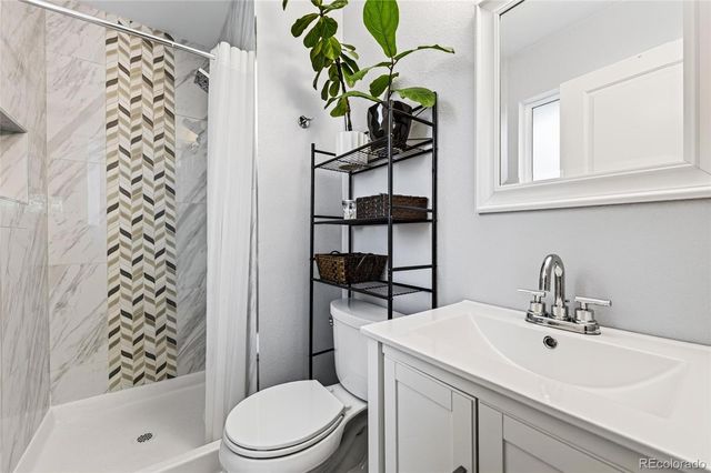 6000 Hoyt Street, Arvada, CO 80004