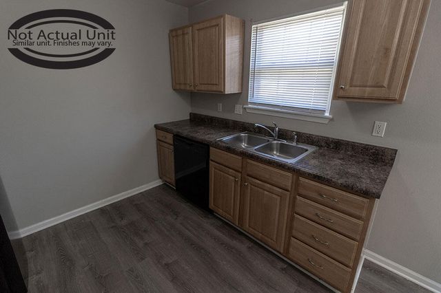 4012 ARCTIC FOX DR, Columbia, MO 65202