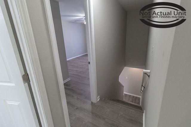 4012 ARCTIC FOX DR, Columbia, MO 65202