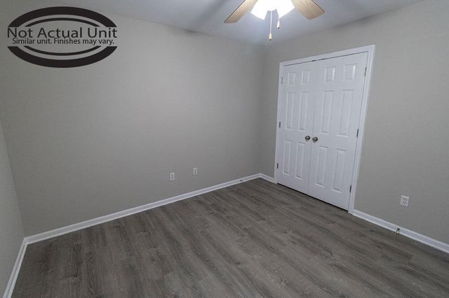 4012 ARCTIC FOX DR, Columbia, MO 65202