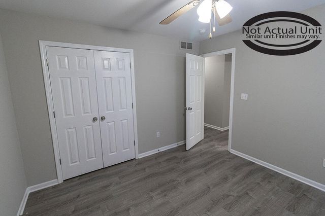 4012 ARCTIC FOX DR, Columbia, MO 65202