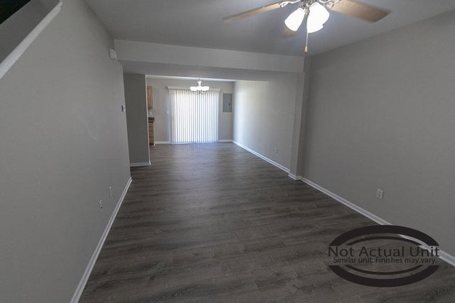 4012 ARCTIC FOX DR, Columbia, MO 65202