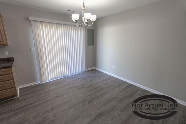 4012 ARCTIC FOX DR, Columbia, MO 65202