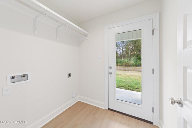 227 Camerons Cove Drive, Carencro, LA 70520