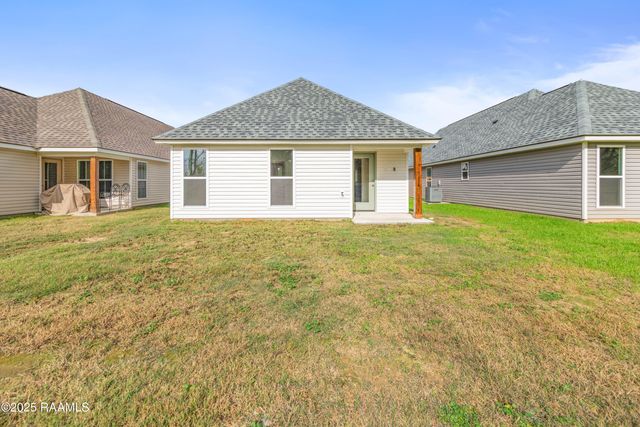 227 Camerons Cove Drive, Carencro, LA 70520