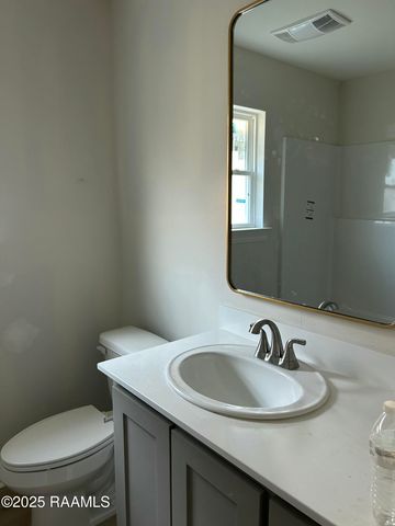 227 Camerons Cove Drive, Carencro, LA 70520