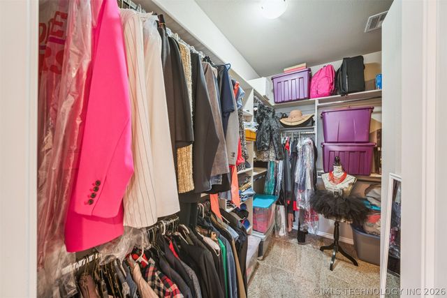 1205 W Dover Street, Broken Arrow, OK 74012