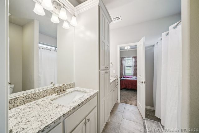 1205 W Dover Street, Broken Arrow, OK 74012