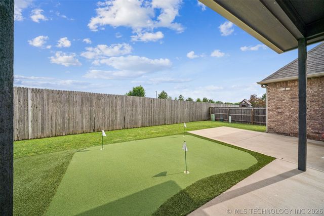 1205 W Dover Street, Broken Arrow, OK 74012