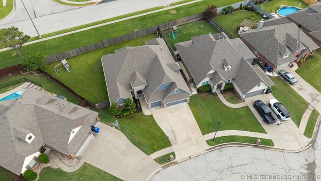 1205 W Dover Street, Broken Arrow, OK 74012