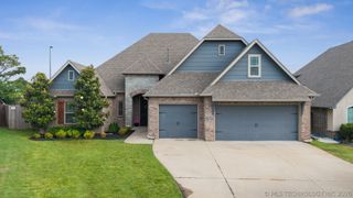 1205 W Dover Street, Broken Arrow, OK 74012