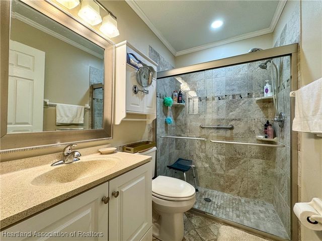 221 Country Club Drive, Lake Placid, FL 33852