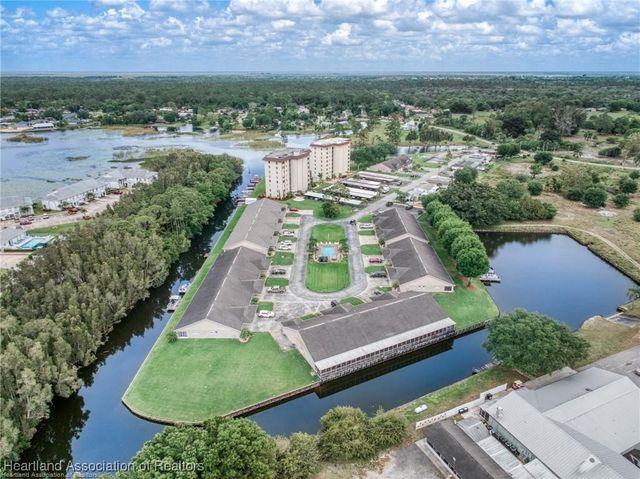 221 Country Club Drive, Lake Placid, FL 33852
