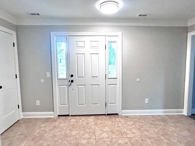 1036 Short Leaf Drive, Manning, SC 29102