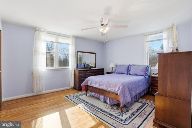 1035 POPLAR ST, Lansdale, PA 19446